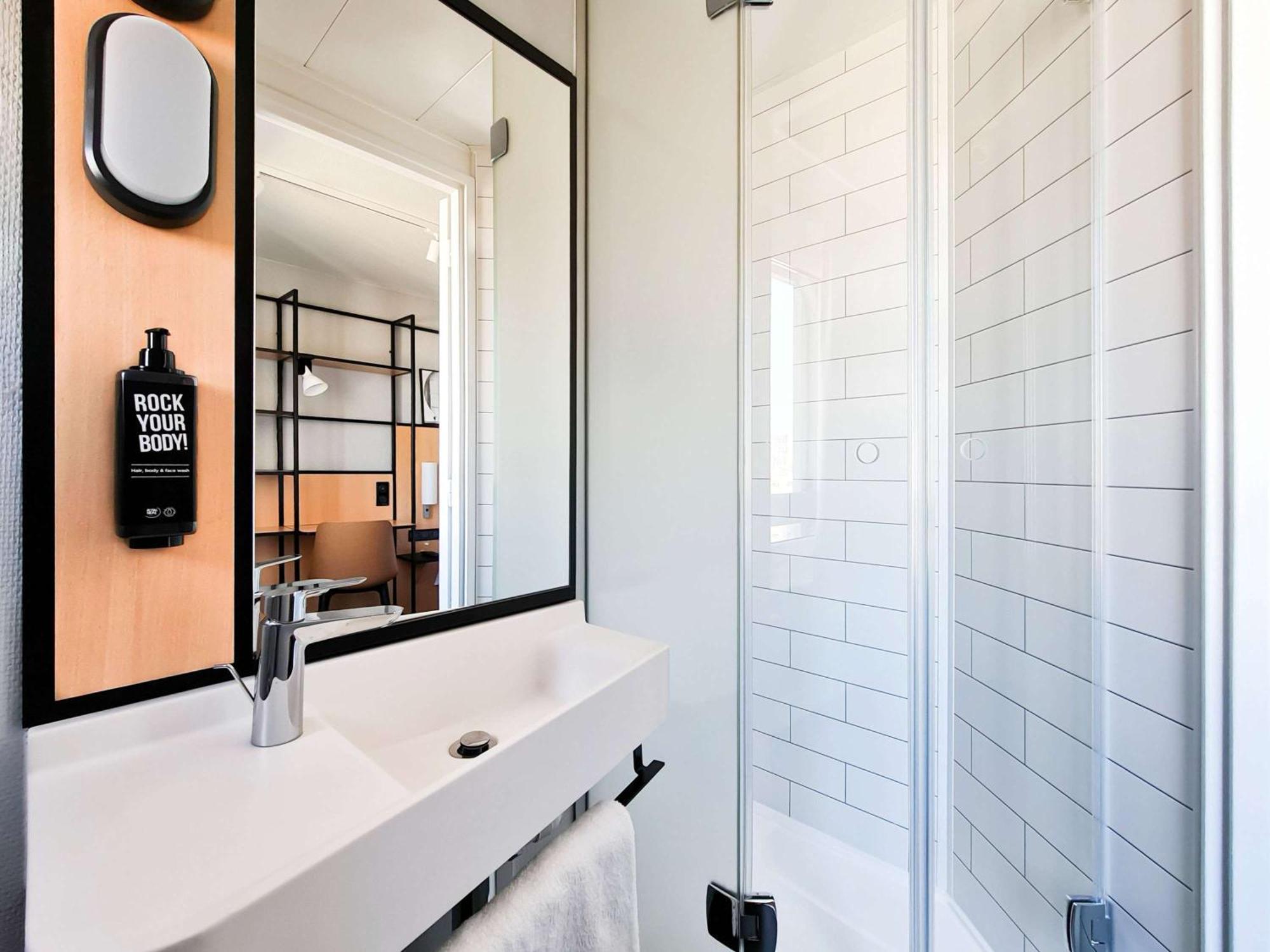 Ibis Paris Bastille Opera Luaran gambar